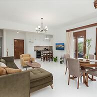 Sunset Bliss Home in Atsipopoulo Village