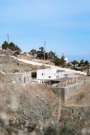 Kyon Beach Suites Kythnos