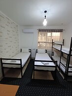 HOSTEL CHINOR