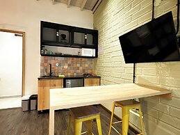 Frontera by Roots Rentals