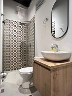 Frontera by Roots Rentals