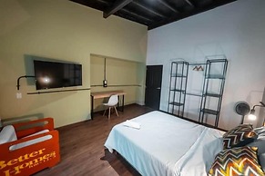 Frontera by Roots Rentals