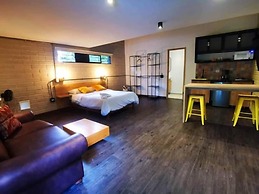 Frontera by Roots Rentals