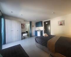 Oasis-Dream Holidays - La Petite France