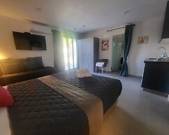 Oasis-Dream Holidays - La Petite France