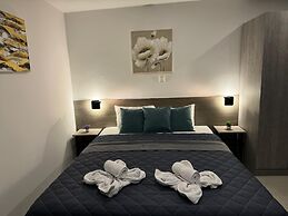 Oasis-Dream Holidays - La Petite France