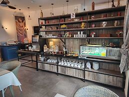 Oasis-Dream Holidays - La Petite France