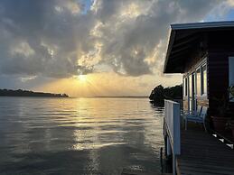Round the point Bungalow