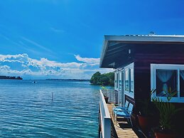 Round the point Bungalow