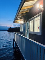 Round the point Bungalow