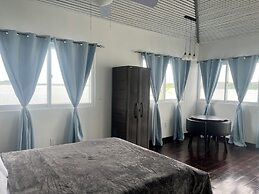 Round the point Bungalow