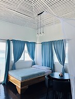 Round the point Bungalow