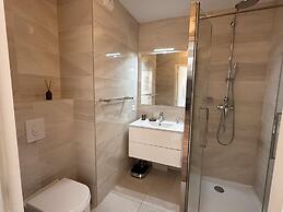 3 Bed Penthouse With Terrace Close to Beach- 2200