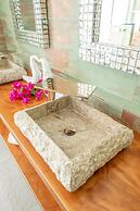 La Perla Estate - 7 BR Luxury Beachfront Villa With Utmost Privacy