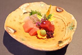 Nanki Shirahama Wan Wan Paradise