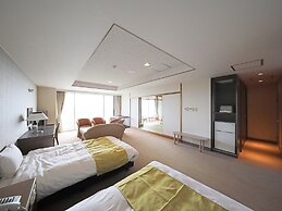 Nanki Shirahama Wan Wan Paradise