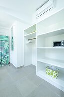 La Perla Bianca - 1 BR Beachfront Luxury Villa Offering Utmost Privacy