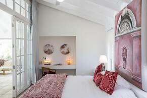 La Perla Classic- 1 BR Beachfront Luxury Villa