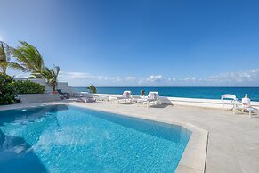La Perla Classic- 1 BR Beachfront Luxury Villa