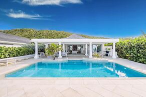 La Perla Classic- 1 BR Beachfront Luxury Villa