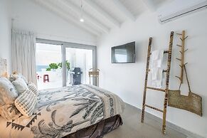 La Perla Palais - Luxury Villa on Private Beach