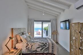 La Perla Palais - Luxury Villa on Private Beach