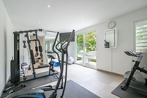 La Perla Palais - Luxury Villa on Private Beach