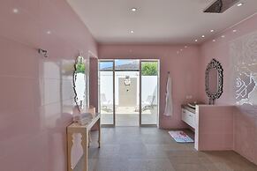 La Perla Palais - Luxury Villa on Private Beach