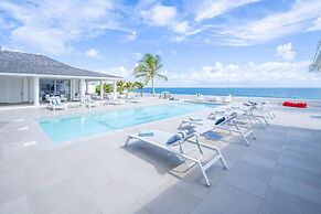 La Perla Palais - Luxury Villa on Private Beach