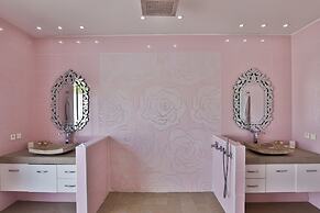 La Perla Palais - Luxury Villa on Private Beach