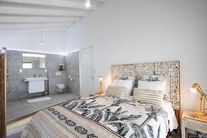 La Perla Palais - Luxury Villa on Private Beach