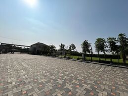 Muhurat Hotel and Resort - Raipur