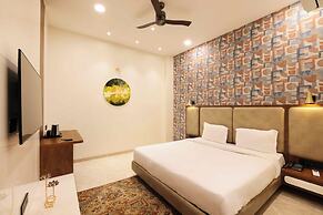 Muhurat Hotel and Resort - Raipur