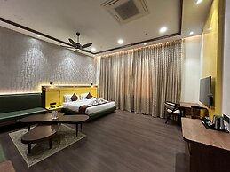 Muhurat Hotel and Resort - Raipur