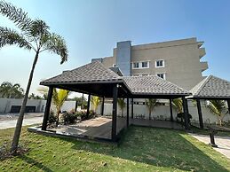 Muhurat Hotel and Resort - Raipur