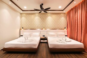 Muhurat Hotel and Resort - Raipur