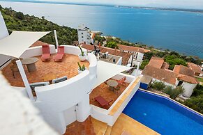 Castell Mar 1003 in Roses