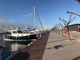 Castell Mar 1003 in Roses