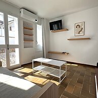 Porthos 112 in Roses