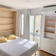 Porthos 112 in Roses