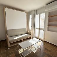 Porthos 112 in Roses