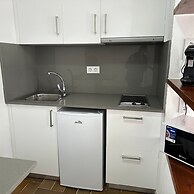 Porthos 112 in Roses