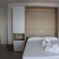 Castell Mar 1011 in Roses