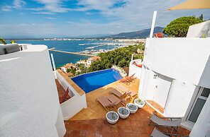 Castell Mar 1004 in Roses