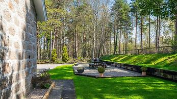 Station Cottage Dinnet Aboyne Aberdeenshire