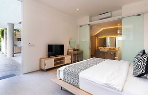 Swan Villa 1 in Seminyak