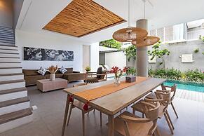 Swan Villa 1 in Seminyak
