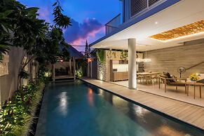 Swan Villa 1 in Seminyak