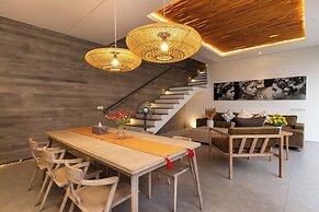 Swan Villa 1 in Seminyak