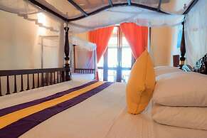 South Point Abbey Whole Villa 4 Bedroom (Sleeps 9)